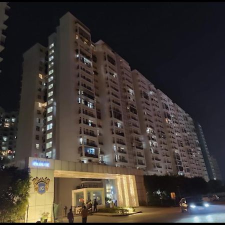Downtown Delight Leilighet Lucknow Eksteriør bilde