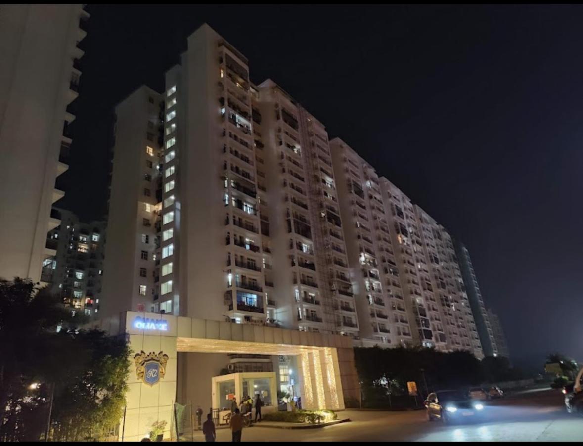 Downtown Delight Leilighet Lucknow Eksteriør bilde